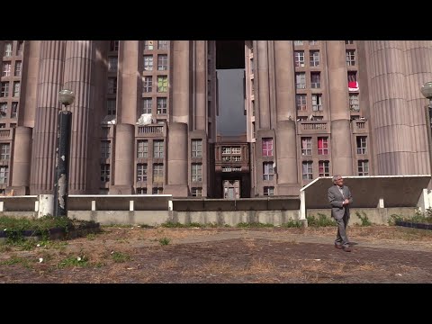 Preview image for the video "Bande annonce - Film documentaire &quot;Ça bouge pas&quot;".